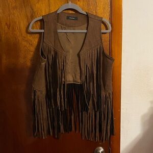 Dokotoo Brown Vest with Fringe